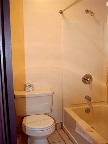 Rivershore 2* Astoria